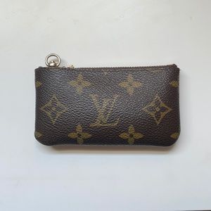 LOUIS VUITTON KEY POUCH WITH BOX AND DUST BAG!!!!
